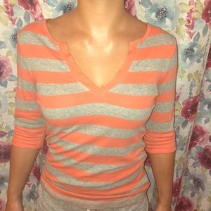 Stripped half sleeve v neck